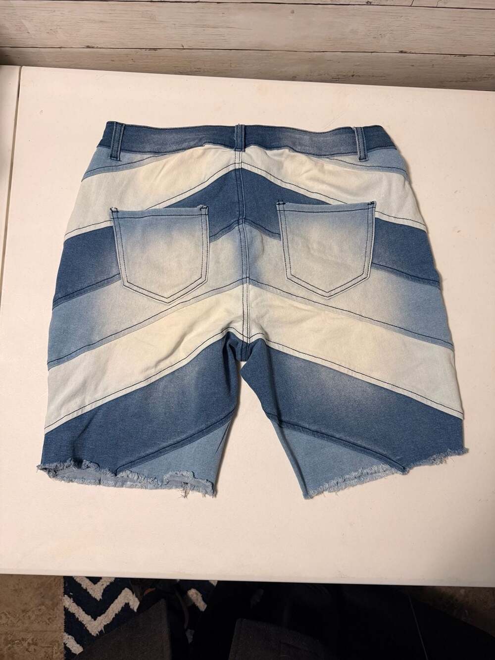 NWT Ashley Stewart Plus Size Distressed Chevron Patchwork Denim Shorts Size‎ 14 - Picture 2 of 6